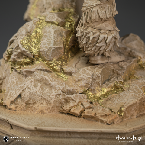 Horizon Forbidden West: Meridian City Aloy Statue