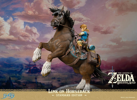 The Legend of Zelda: Breath of the Wild - Link on Horseback (Standard Edition)