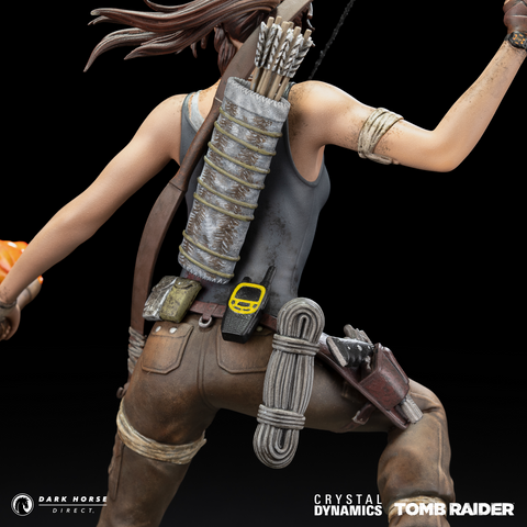 TOMB RAIDER: Lara Croft (Survivor Era) PVC Statue