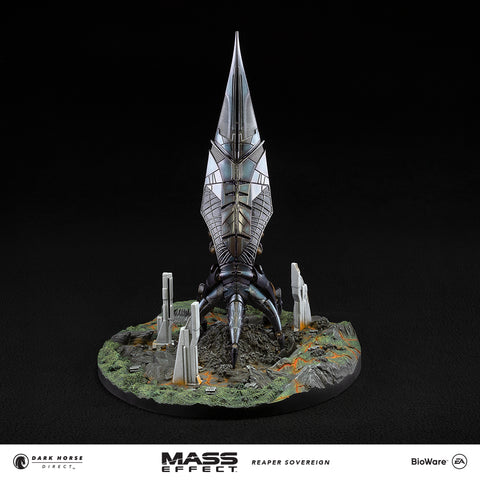 Mass Effect: Reaper Sovereign Ship 14" Replica