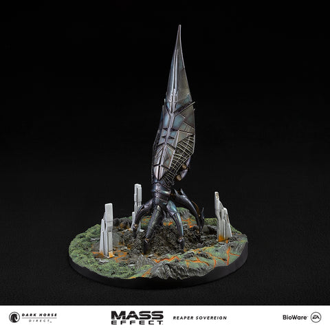 Mass Effect: Reaper Sovereign Ship 14" Replica