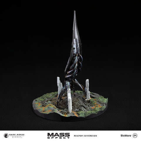 Mass Effect: Reaper Sovereign Ship 14" Replica