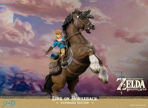 The Legend of Zelda: Breath of the Wild - Link on Horseback (Standard Edition)