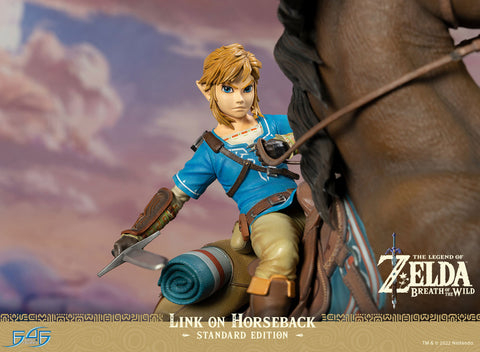 The Legend of Zelda: Breath of the Wild - Link on Horseback