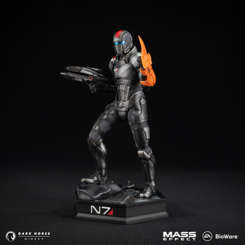 Mass Effect: Commander John Shepard 1/6th Scale Statue
