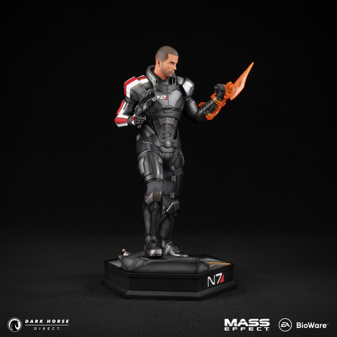 Mass Effect: Commander John Shepard 1/6th Scale Statue