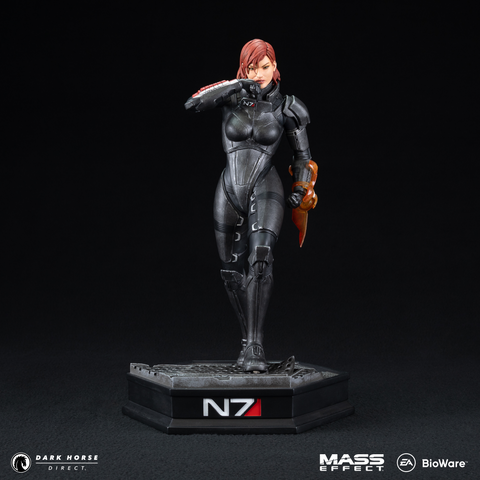 Mass Effect: Commander Jane Shepard 1/6 Scale Statue
