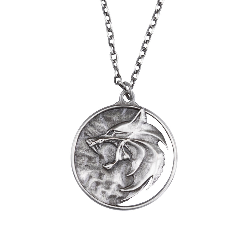 The Witcher (NETFLIX SEASON 3): Wolf Medallion Necklace Deluxe Edition ...