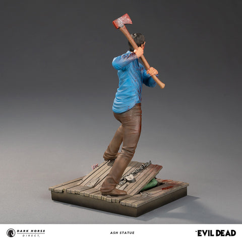 The Evil Dead: Ash Statue