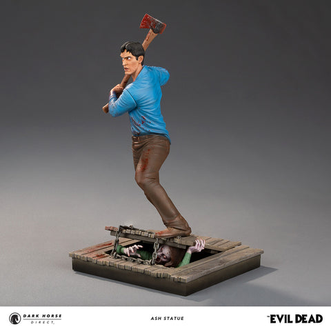 The Evil Dead: Ash Statue