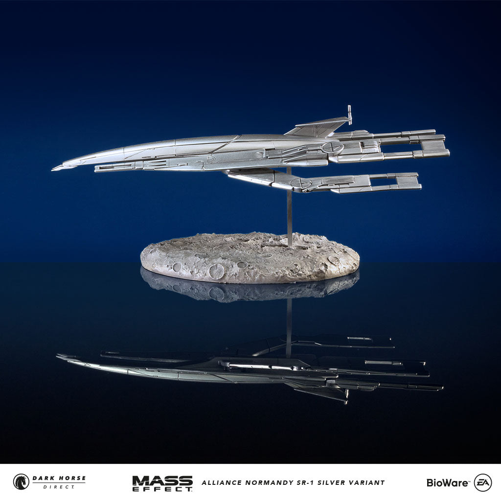 Normandy Me Mass Effect: Alliance Normandy SR-1 Ship Replica (Silver Variant ...